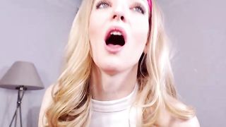 VIP show LovesKelly big dildo sucking and pussy fuck online