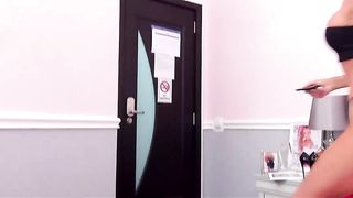 AriannaEden-sporty slim blonde webcam girl live chat video