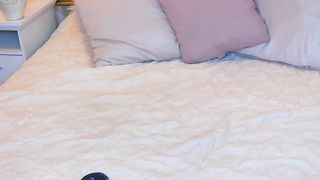 JulietteMcQueen busty model