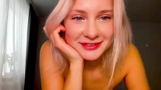 Screenshot from doublecuties's live webcam sex show video
