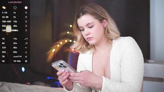 Screenshot from dianaholiday's live webcam sex show video