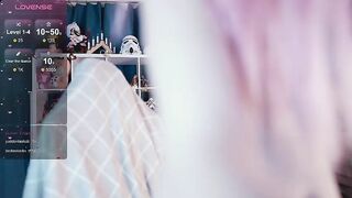 Screenshot from madnessalise's live webcam sex show video