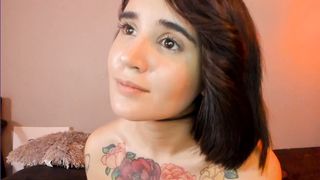 sugar_troubl3 2020-04-06 1740 live cam video from chaturbate 2