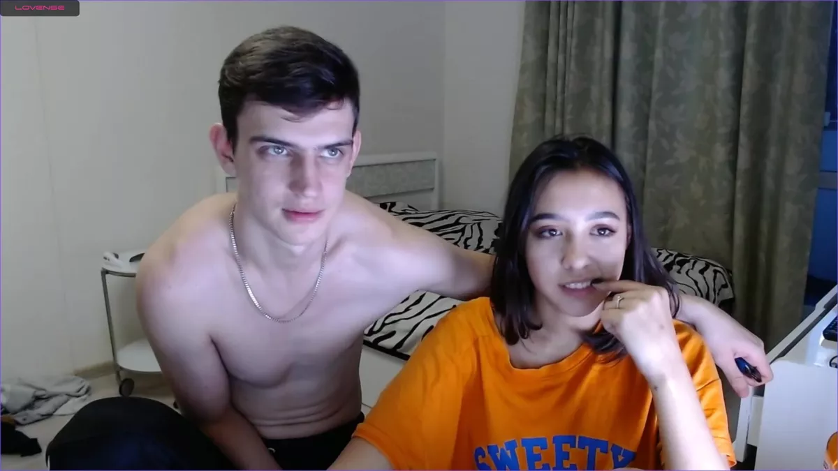 Couple naked cam