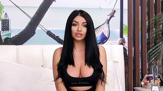 SophyDavis Big Tits Brunette MILF