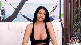 SophyDavis Big Tits Brunette MILF