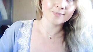 Blonde Chick sucks and fucks dildo