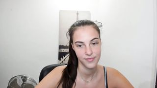 mia_khalid - Cute teen webcam chat