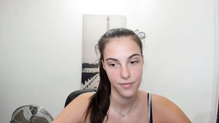 mia_khalid - Cute teen webcam chat