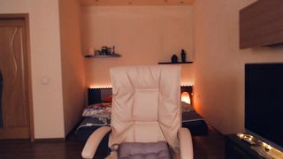 evasweetiepie - Young spoiled girl flash smooth pussy