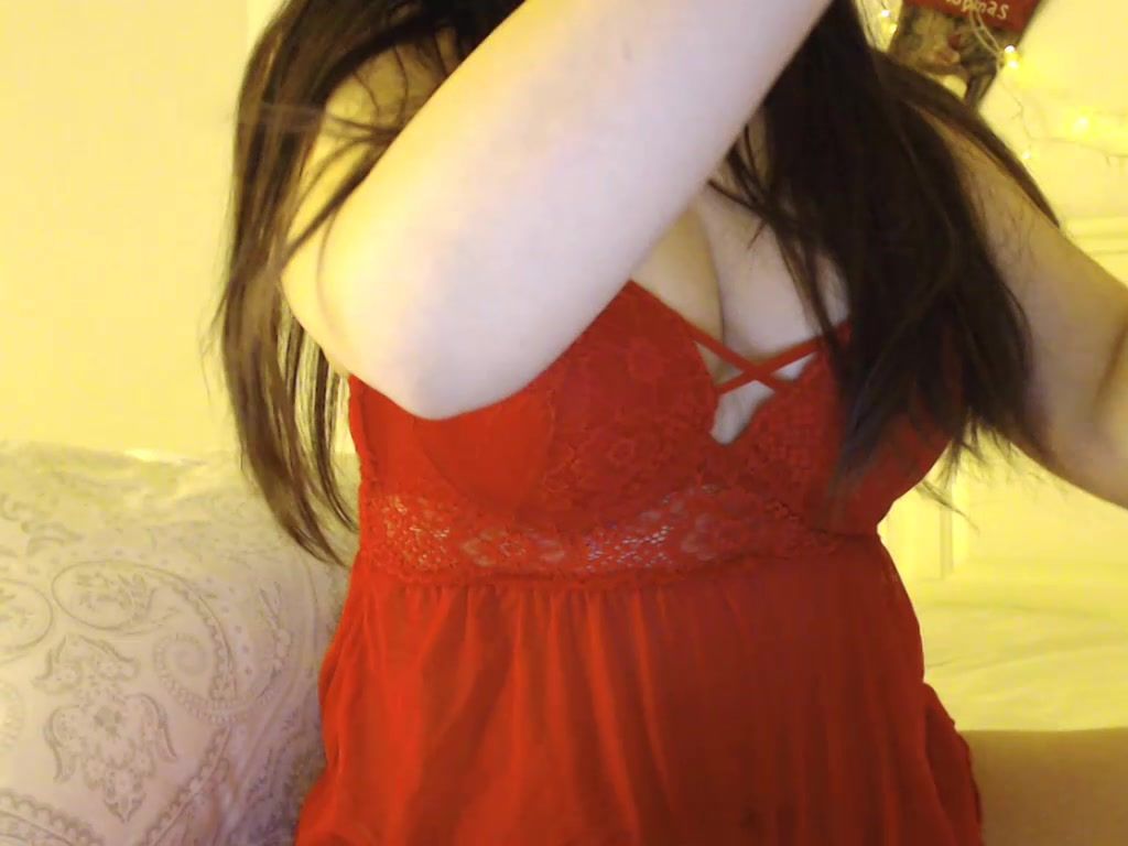 Lynn_li - Chubby Asian woman with big boobs in red lace dress