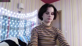 nora__nash - Short haired girl flash her young tits