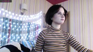 nora__nash - Short haired girl flash her young tits