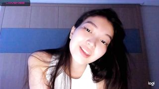 katie_kittie - Cute asian teen chating