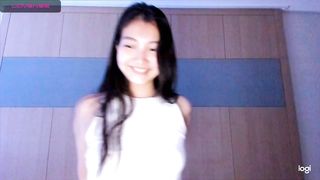 katie_kittie - Cute asian teen chating