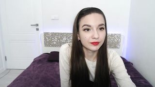 iamemilybates - Dark haired cutie with red lips
