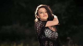 EmmaGotti -  Photoshoot of beautiful brunette