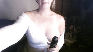 sleepybabyxo - These boobs are amazing!