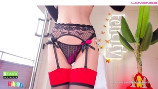 felicity_yours - Skinny girl in sexy lace lingerie and stockings
