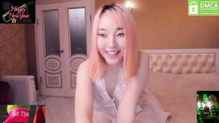 sunayuna - Extremely busty redhead!
