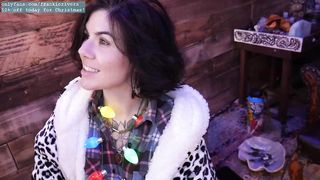 radventurefrankie - Amateur flashing great boobs on camera