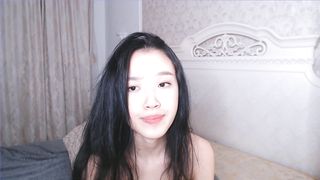 xarayumi - Petit Asian flashing boobs