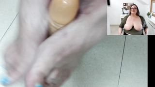 heathersecrets - Fat aunt with big tits jerking off a dildo with her feet