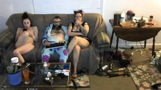 weareslutty - Amateurs' threesome webcam chat