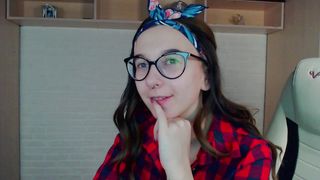 avocaado_girl - Quad-eyed  horny teen