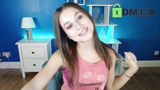 daenerys18 - Cute flirty webcam girl