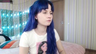 nora__nash - Cute teen with blue hair getting naughty on camera