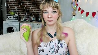 Noah_Nazumi - Inexperienced young babe webcam chat