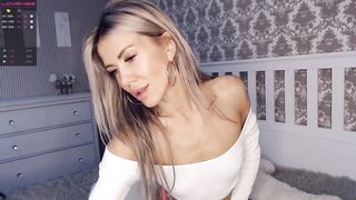 BlackAngel - Beautiful blondee fingiering her nice pussy