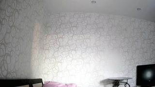 Roxanne - Young pretty baby flashing nice tits