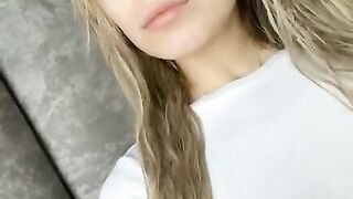 MileyKylie - Blonde amateur's webcam chat