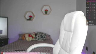 im_lauracherry - Tattooed busty beauty in sexy red lingerie