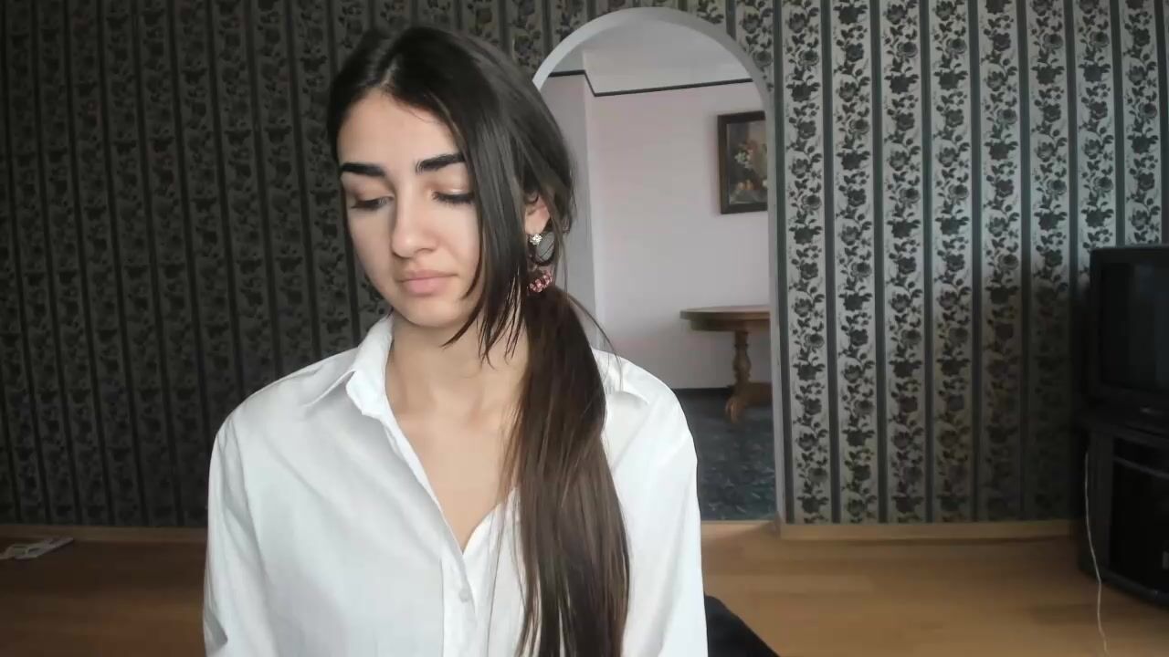 Indianbeauty20 Lovely Brunette S Webcam Chatsexiezpix Web Porn