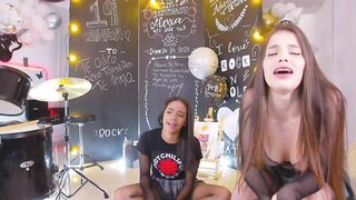 venezolanacute - Hot sexy babes' webcam show