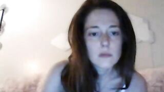 pettyinpink - Slim tattooed brunette's webcam chat