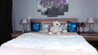 littleeblonddee - Cute blondie chatturbate