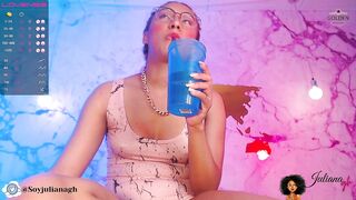 julianagh1 - Amateur in glasses live cam video