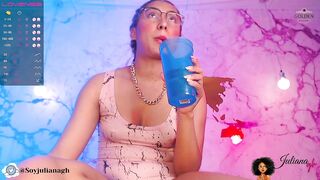 julianagh1 - Amateur in glasses live cam video