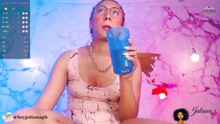 julianagh1 - Amateur in glasses live cam video