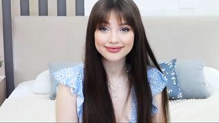 EvieLane - This angel is hypnotizing with her charming beauty!