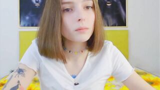 snowy_innocence - Young tattooed beauty's webcam video
