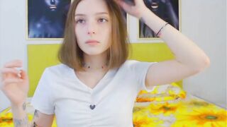 snowy_innocence - Young tattooed beauty's webcam video