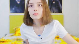 snowy_innocence - Stunning cutie's webcam video