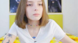 snowy_innocence - Stunning cutie's webcam video