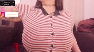 Screenshot from darknes_lilith18's live webcam sex show video