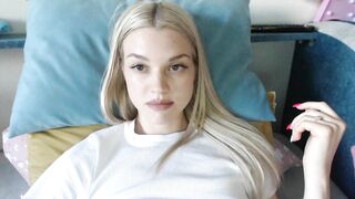 qeensgambit - Pretty blondie's cam video